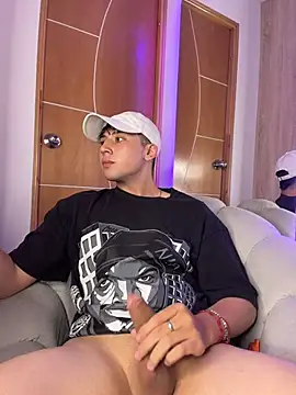 Chatroom XXX en direct de OLIVER_K