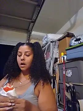 tastesosweet's Live XXX Chat