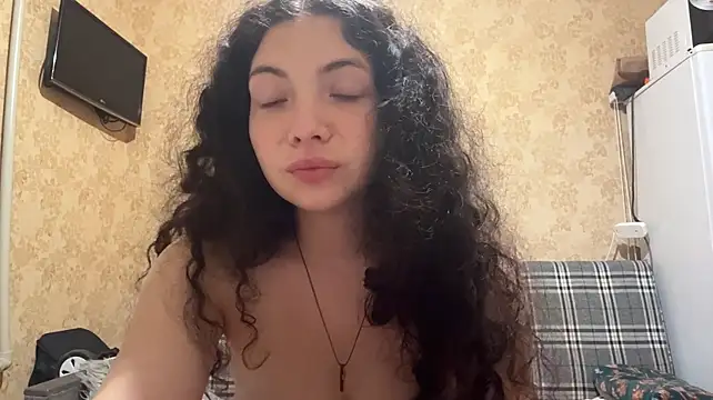 MargyClingingsmith – Naživo XXX chat