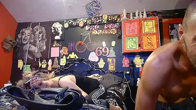 DaddyAndSplashQueenn Live XXX chat