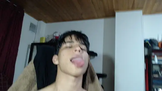 Marck-Pron Live XXX chat