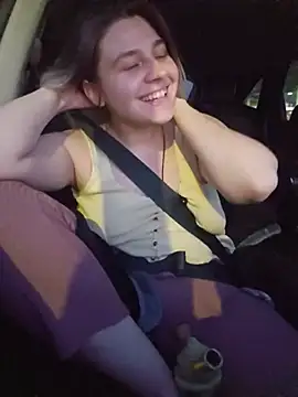 צ'אט XXX בשידור חי של ScarletsWeb