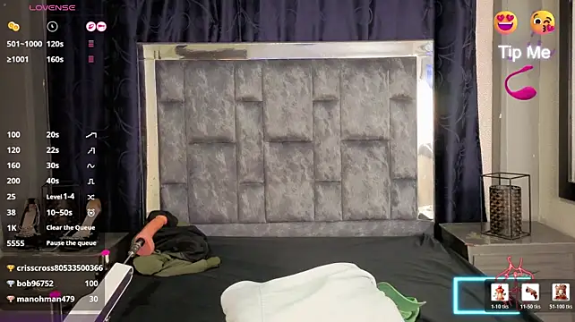 Živý XXX chat LeoMonnroe
