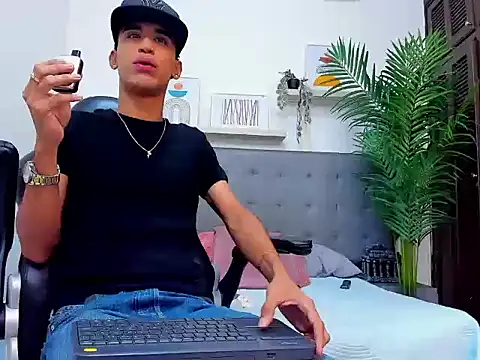 Chat XXX en directo de guarne_cam