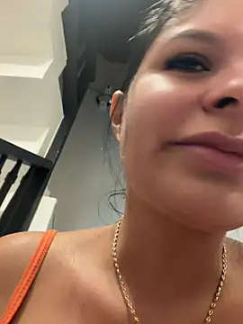 Elara_Luxe: απευθείας συνομιλία ΧΧΧ