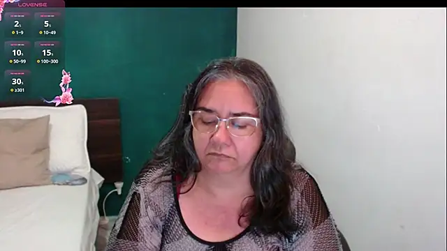 scaelettdubois: απευθείας συνομιλία ΧΧΧ