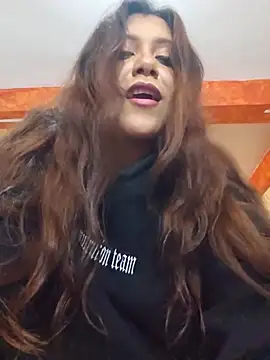 -TheCatCrazy- – Naživo XXX chat