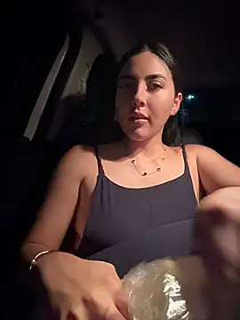 XXX chat uživo modela I_AM_SOPHIE_