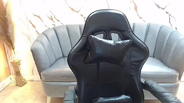 Czat XXX na żywo – laura_rouss_tf