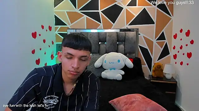 Juan_Nd_Steven Live XXX Chat
