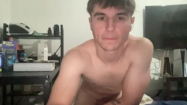 ryan_28747 Adlı Modelin Canlı XXX Sohbeti