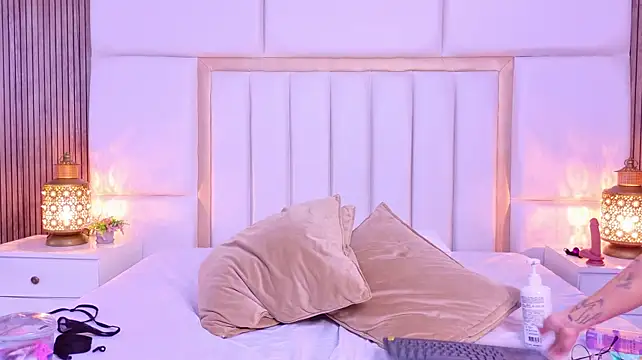LaylaaDoll – Naživo XXX chat