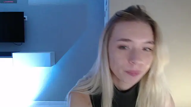 Emily_Hartt's Live XXX Chat