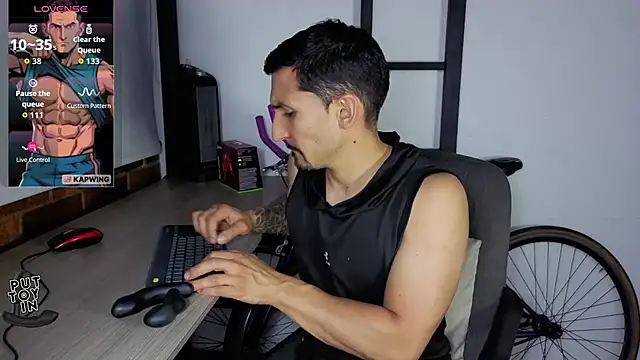 Marck_Muscle 即時 XXX 聊天