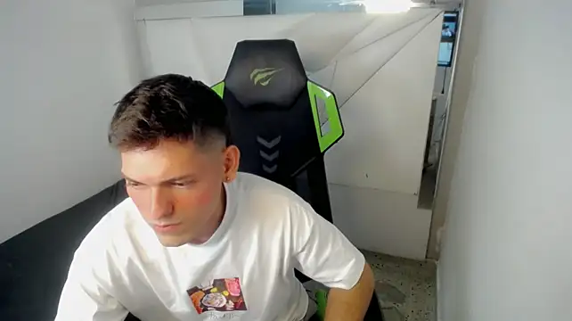 Živý XXX chat Pollowet