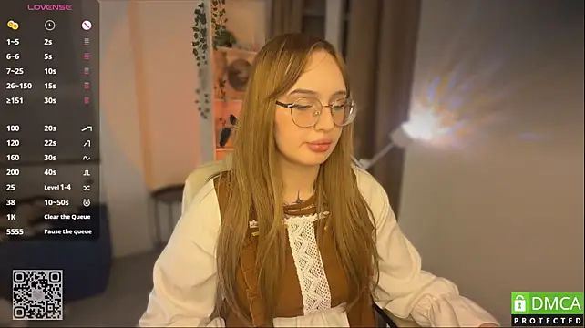 Chat +18 de AdeLuna ao vivo