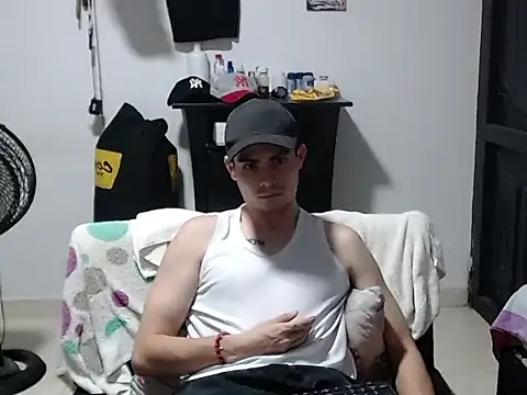 Zac_Efront – Naživo XXX chat