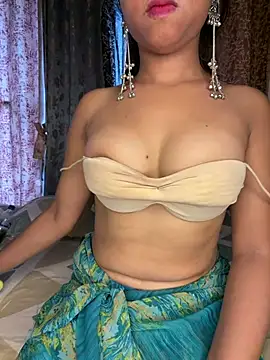 CHORI__ Adlı Modelin Canlı XXX Sohbeti