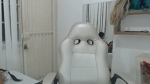 mia_violet__ Chat XXX live
