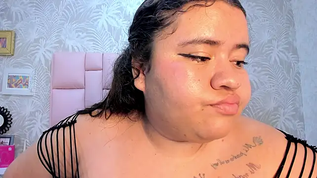 Danna_Keys' Live XXX Chat