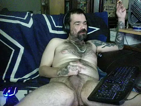 צ'אט XXX בשידור חי של KinkyTOMan