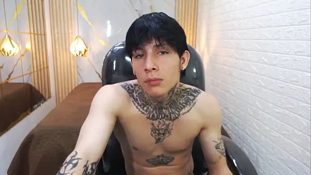 Онлайн чат XXX Cry_thereal