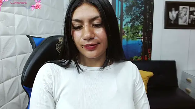 gigi_gilt_: онлайн-секс-чат