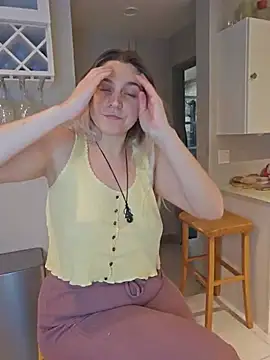 ScarletsWeb's Live XXX Chat