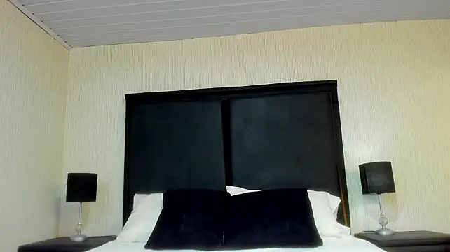 NickWildn Live XXX chat