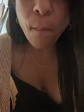 Dulce-miamilf's Live XXX Chat