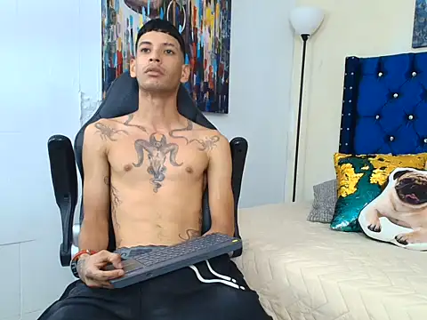 connor_launther_ Chat XXX in diretta