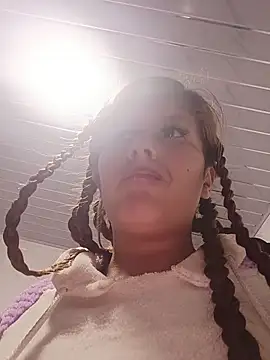 Chat XXX ao vivo de Nahomi-lov