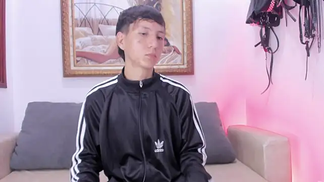 Chat +18 de Sammy_OS ao vivo