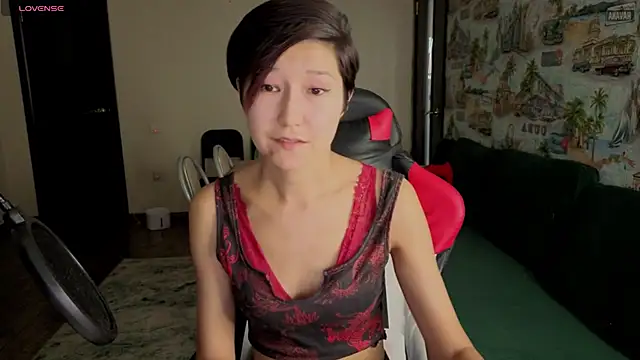 Chat XXX en directo de LeyylaStoone