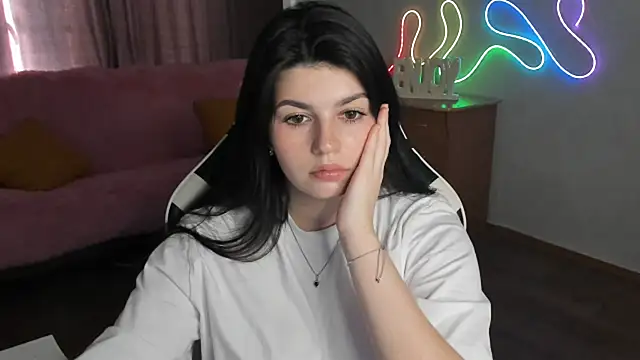 Chat +18 de KisaModel ao vivo
