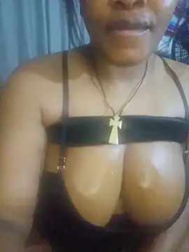 mimiya24 – Naživo XXX chat