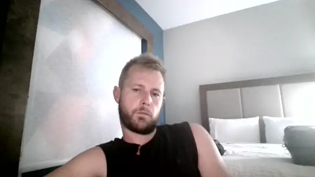Chat XXX en directo de FLAcloudydick