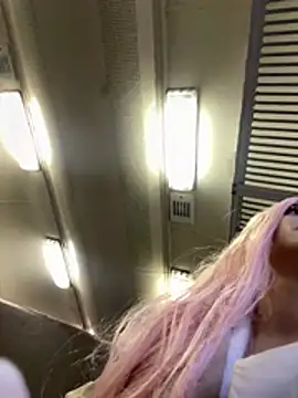 TimesSquare_ Live XXX Chat
