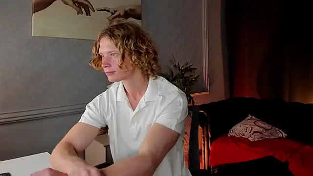 James_Spike's Live XXX Chat