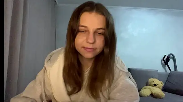 Chatroom XXX en direct de HwaTrippel