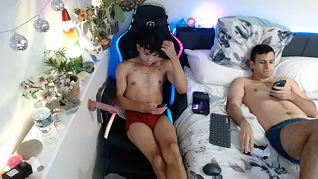 צ'אט XXX בשידור חי של Kevinjchan1