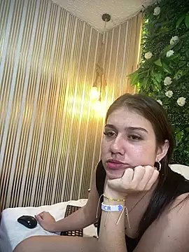 Sahaara Live XXX-Chat