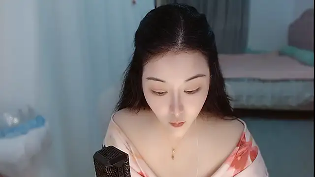 Amy-cnbabyのライブXXXチャット
