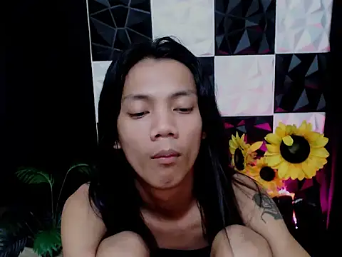 XwildCUcumberX's Live XXX Chat