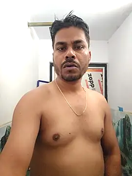Raaz_5690 Adlı Modelin Canlı XXX Sohbeti