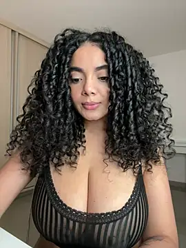 Curlyierr Live XXX-chat