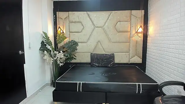 Julieta_Slav3's Live XXX Chat