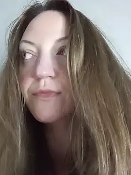 Živý XXX chat KattyLuuu