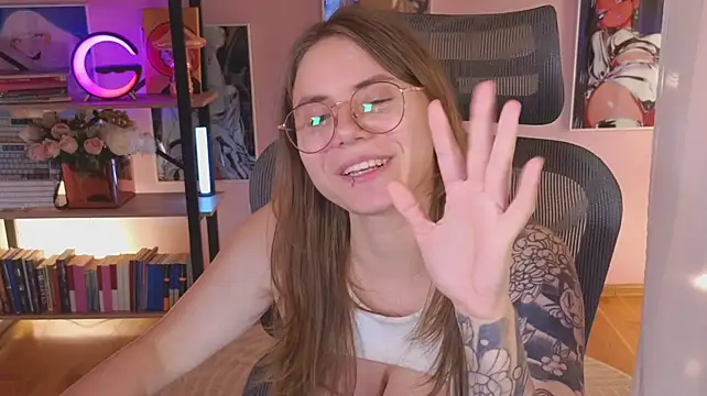 Chat +18 de _AnnaStark_ ao vivo