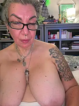 Czat XXX na żywo – dieseldame1313
